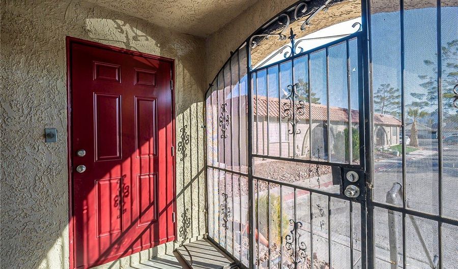 832 Mantis Way 1, Las Vegas, NV 89110 - 2 Beds, 2 Bath