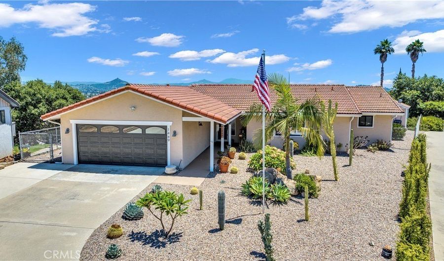 1449 Rimrock Dr, Escondido, CA 92027 - 3 Beds, 2 Bath