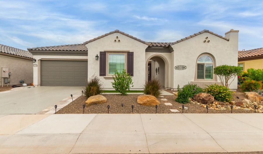 26019 W PONDEROSA Ln, Buckeye, AZ 85396 - 3 Beds, 3 Bath
