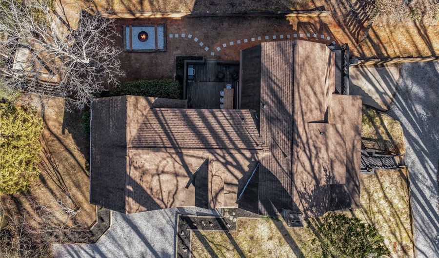 16 Decker Dr, Asheville, NC 28803 - 4 Beds, 3 Bath