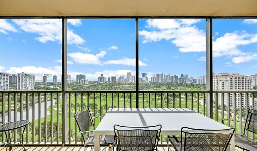 20335 W Country Club Dr 2005, Aventura, FL 33180 - 3 Beds, 4 Bath