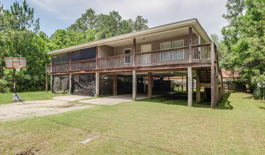 7030 W Lafayette St, Bay St. Louis, MS 39520 - 6 Beds, 4 Bath
