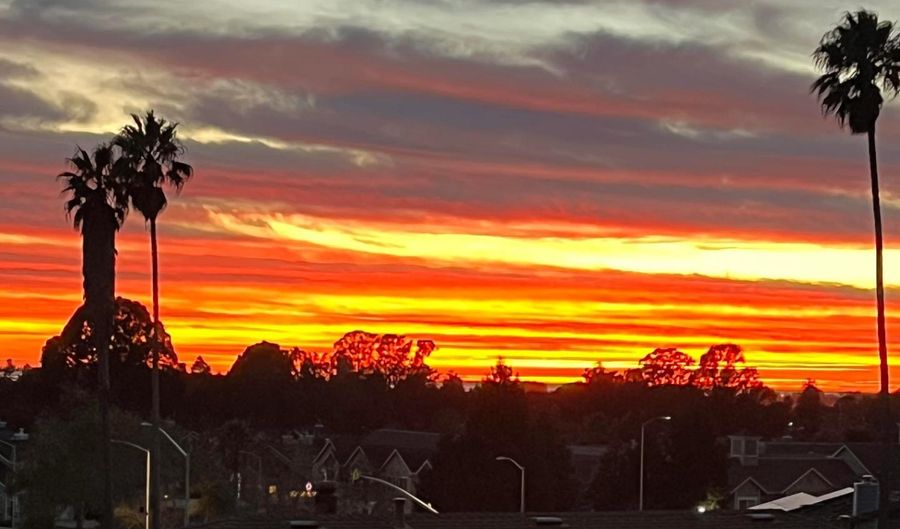 7547 Arden Way, Aptos, CA 95003 - 3 Beds, 2 Bath