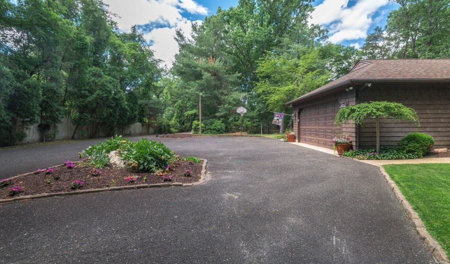 434 FOURTH St, Atco, NJ 08004 - 3 Beds, 3 Bath