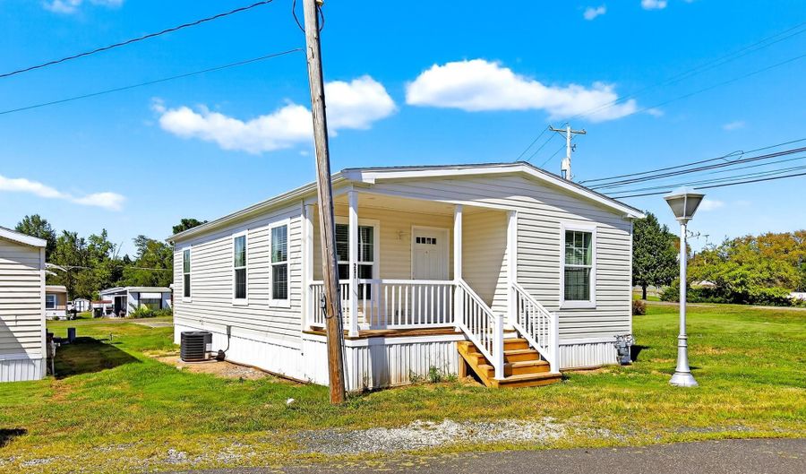 201 BORDIC Rd, Reading, PA 19606 - 2 Beds, 1 Bath