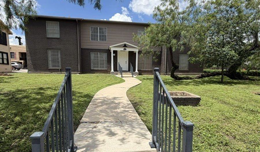 175 Harrigan Ct, Alamo Heights, TX 78209 - 2 Beds, 1 Bath