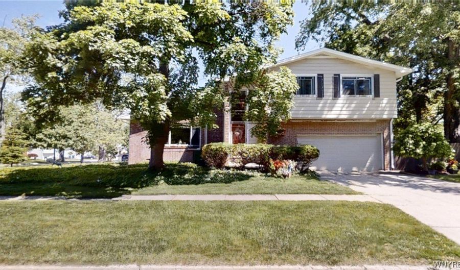 293 Burroughs Dr, Amherst, NY 14226 - 3 Beds, 3 Bath