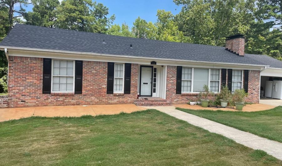 620 Dyer Cir, Benton, AR 72015 - 4 Beds, 3 Bath