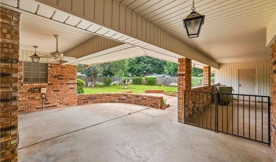 4103 WHITEFIELD Blvd, Alexandria, LA 71303 - 3 Beds, 3 Bath