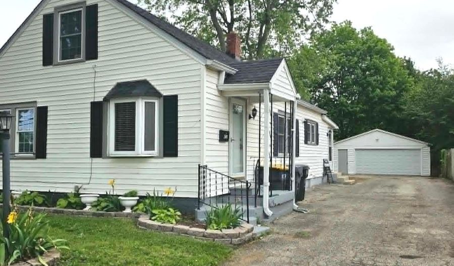 4512 Columbus Ave, Anderson, IN 46013 - 3 Beds, 2 Bath