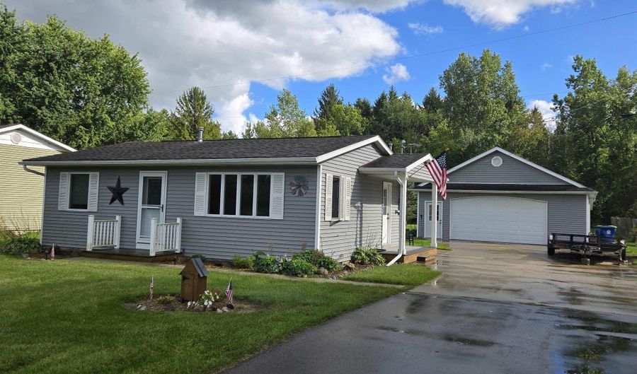 16805 Ederer, Hemlock, MI 48626 - 2 Beds, 1 Bath