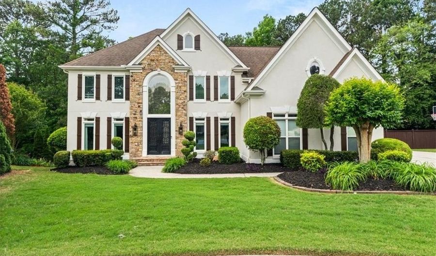1008 STREAM VALLEY Ct, Alpharetta, GA 30022 - 7 Beds, 5 Bath