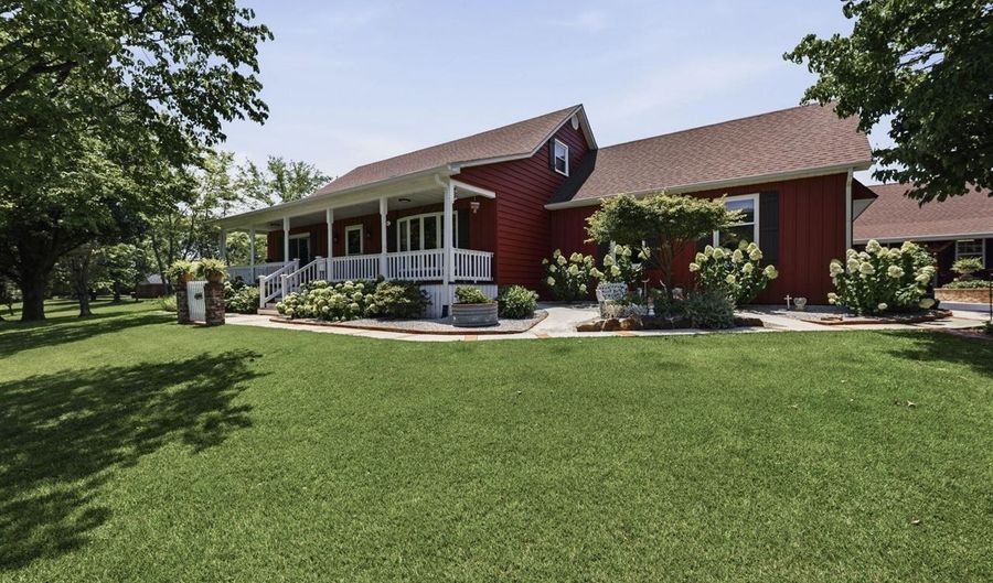4447 Old Scottsville Rd, Alvaton, KY 42122 - 3 Beds, 3 Bath