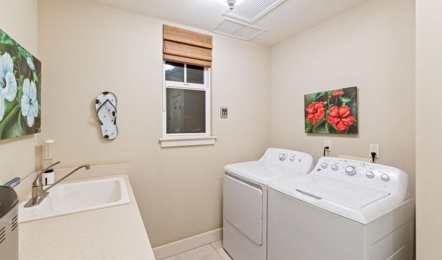 700 Halelea St 5, Kihei, HI 96753 - 4 Beds, 3 Bath