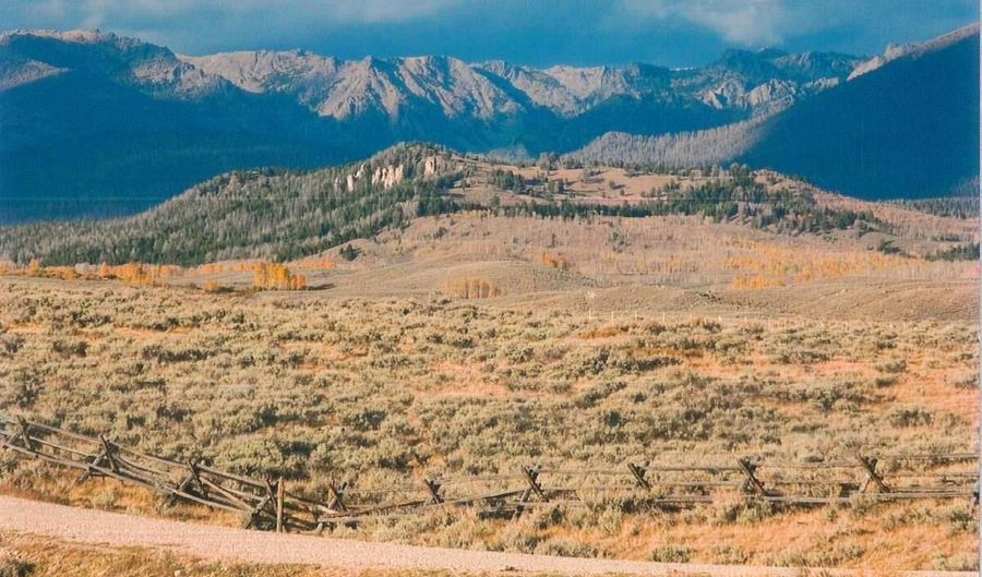 41 MARSH CREEK Rd, Cora, WY 82925 - 3 Beds, 2 Bath