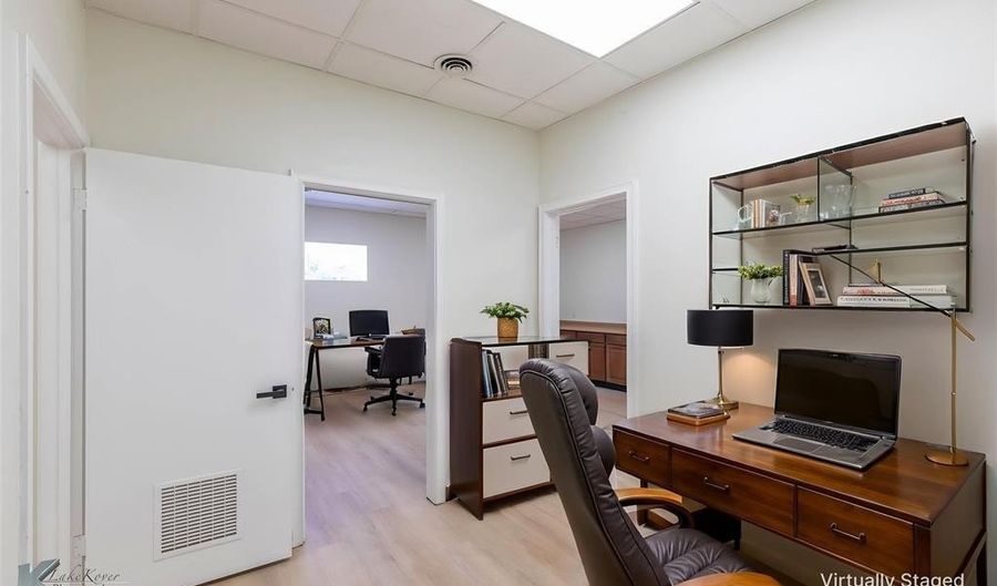 317 N Willis St Suite 3, Abilene, TX 79603 - 0 Beds, 0 Bath
