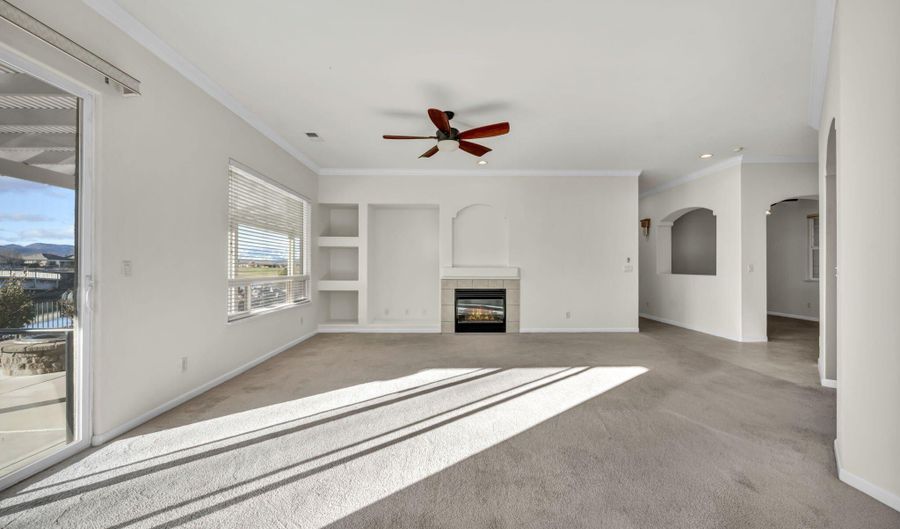 609 St Andrews Dr, Dayton, NV 89403 - 3 Beds, 2 Bath