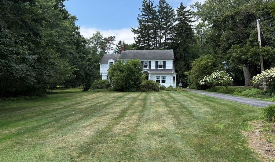 950 Merriman Rd, Akron, OH 44303 - 3 Beds, 3 Bath