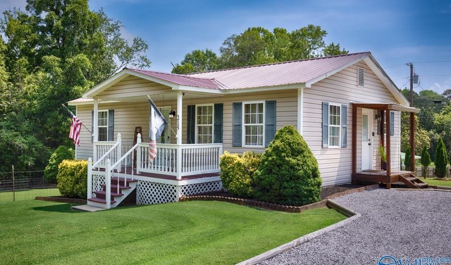 215 Dusty Dr SW, Arab, AL 35016 - 2 Beds, 1 Bath
