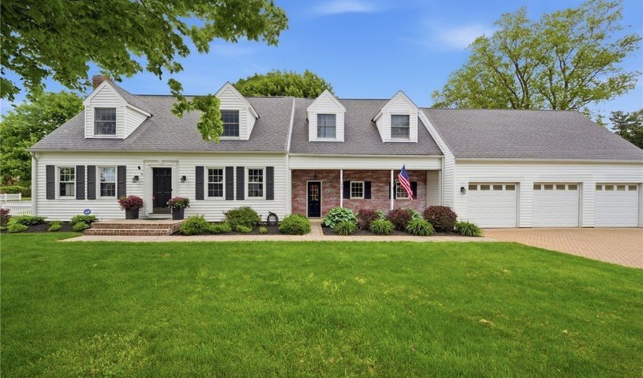 1400 Overlook Dr, Ashtabula, OH 44004 - 4 Beds, 5 Bath