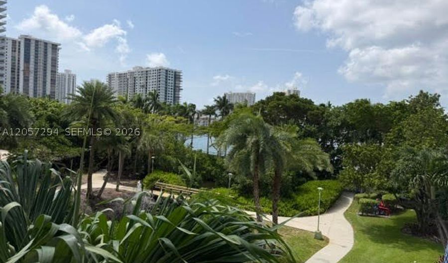 2801 NE 183rd St 308W, Aventura, FL 33160 - 1 Beds, 2 Bath
