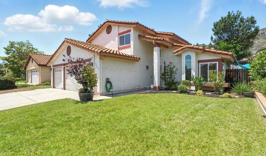 2760 Fieldbrook Way, Escondido, CA 92027 - 3 Beds, 3 Bath