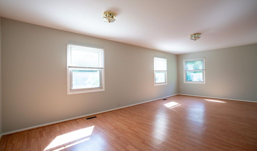 3113 SHIELD Ln, Bowie, MD 20715 - 3 Beds, 2 Bath