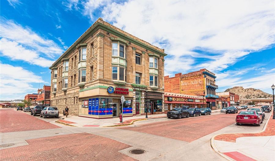 401-407 N Commercial St, Trinidad, CO 81082 - 0 Beds, 0 Bath