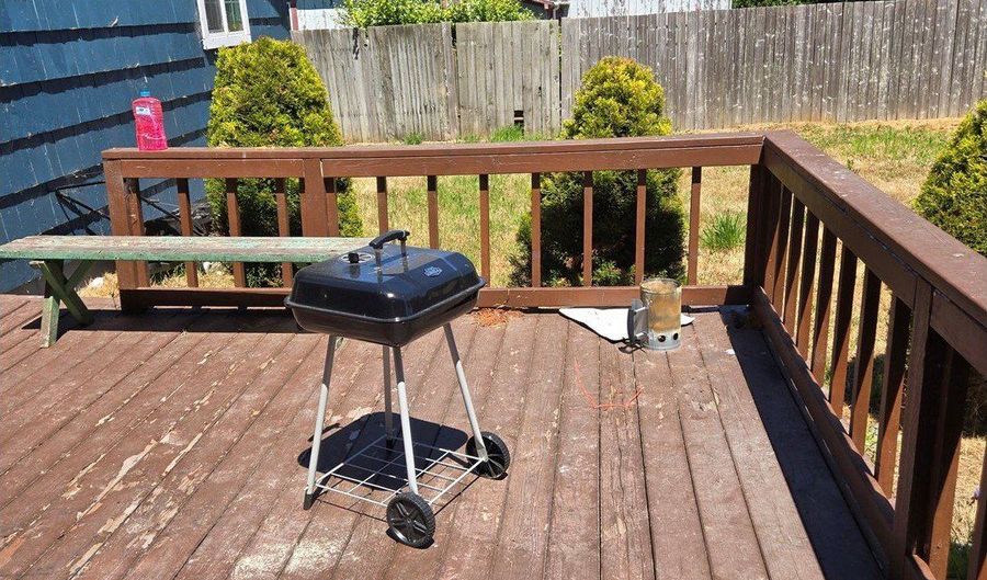 92367 E Rd, Astoria, OR 97103 - 3 Beds, 1 Bath