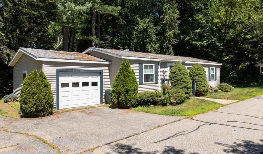 8 Lilac Ln, Belmont, NH 03220 - 3 Beds, 2 Bath