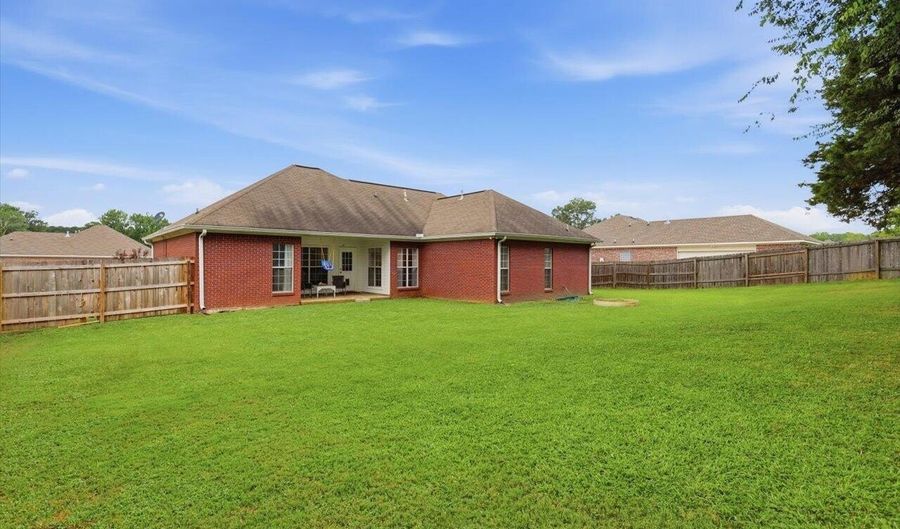 406 Pecan Cir, Brandon, MS 39042 - 3 Beds, 2 Bath