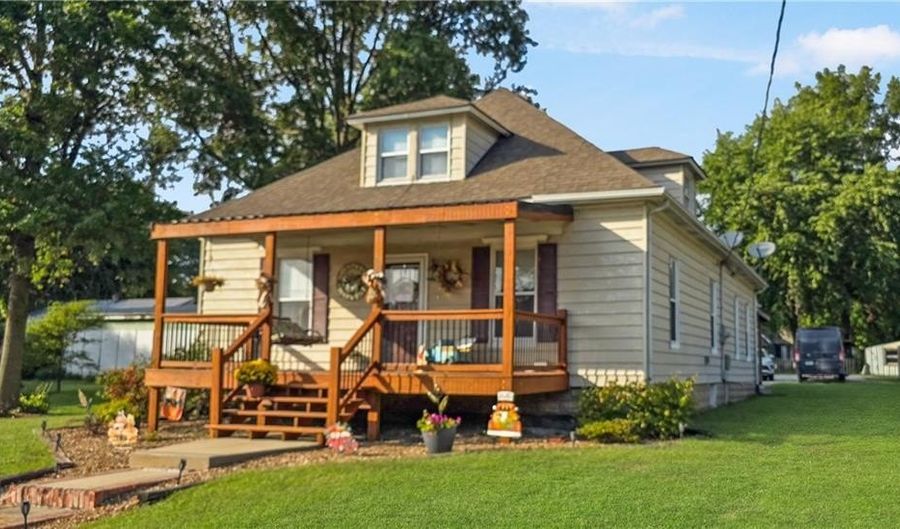 111 W Clara Ave, Alma, MO 64001 - 3 Beds, 2 Bath