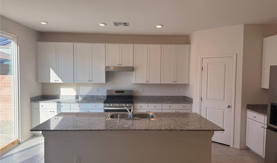 5961 Bruselas St, Las Vegas, NV 89113 - 5 Beds, 5 Bath