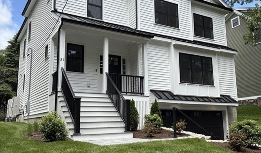 51 Greeley Cir, Arlington, MA 02474 - 5 Beds, 6 Bath
