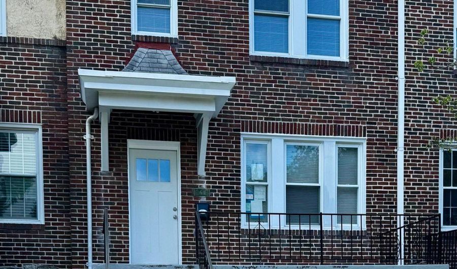 2613 CHESTERFIELD Ave, Baltimore, MD 21213 - 4 Beds, 2 Bath