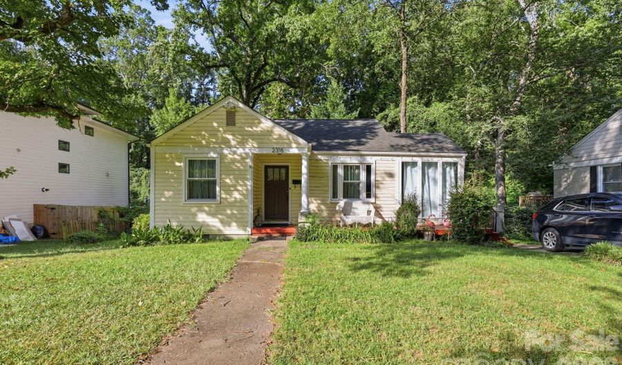 2316 Kingsbury Dr, Charlotte, NC 28205 - 2 Beds, 1 Bath