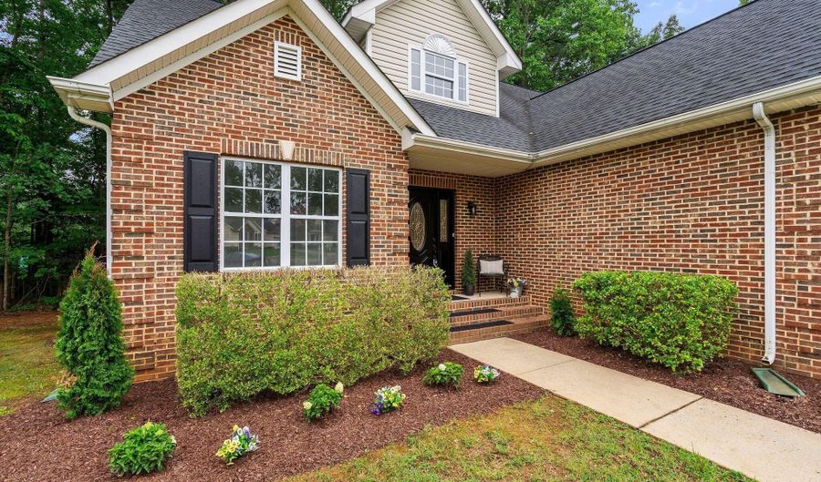 1209 Waterford Green Dr, Apex, NC 27502 - 3 Beds, 3 Bath
