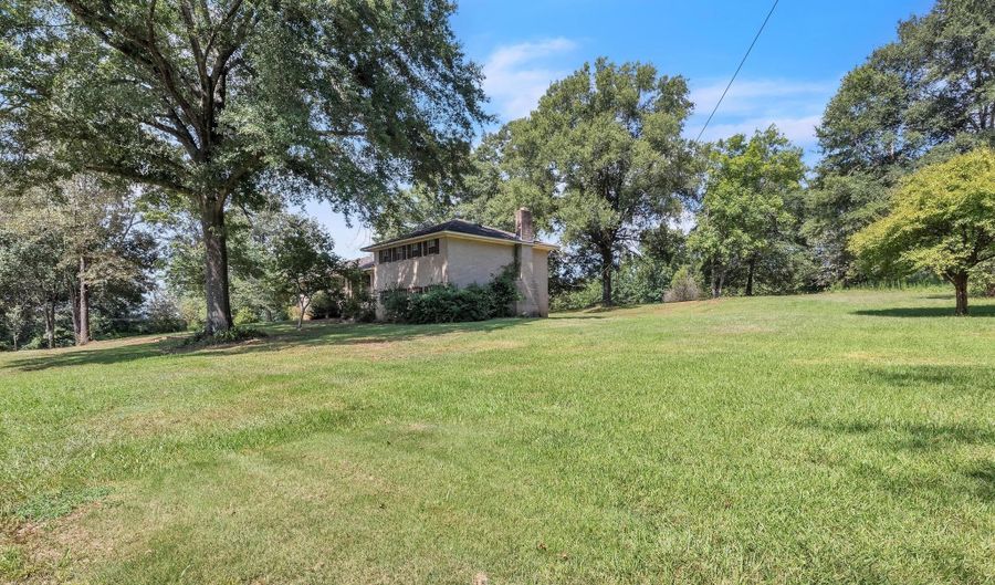 8244 AL-14, Aliceville, AL 35442 - 3 Beds, 2 Bath