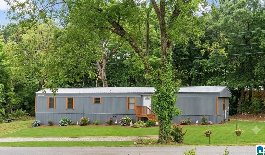 230 OLD GADSDEN Hwy, Anniston, AL 36201 - 3 Beds, 2 Bath