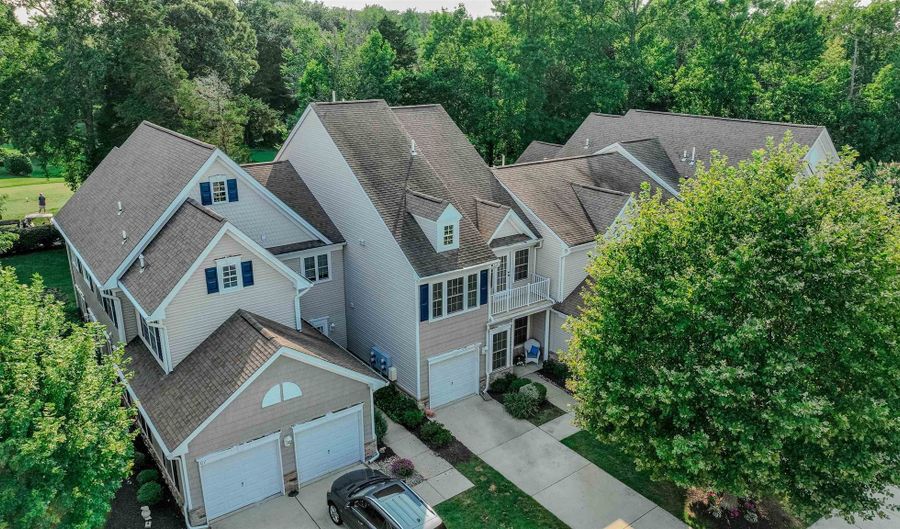 105 Congressional Dr, Cape May Court House, NJ 08210 - 3 Beds, 3 Bath