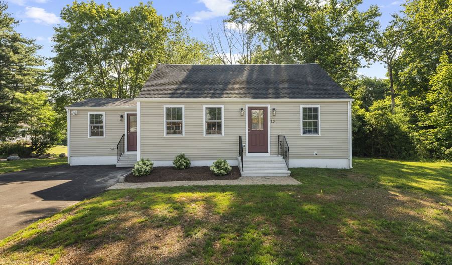 13 Brushy Plain Rd, Branford, CT 06405 - 3 Beds, 2 Bath