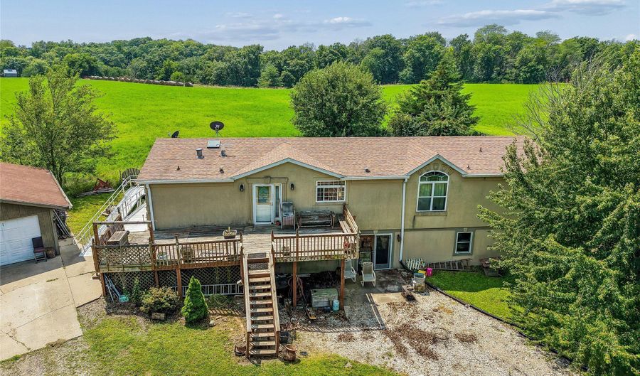 17836 Lowe St, Ackworth, IA 50001 - 3 Beds, 2 Bath