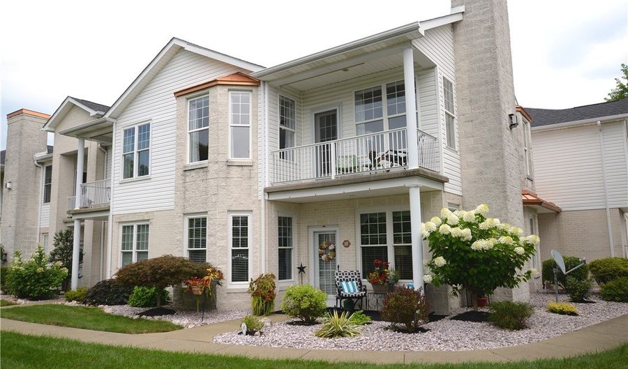 226 Adams Pointe Blvd 1, Adams Twp., PA 16046 - 2 Beds, 2 Bath