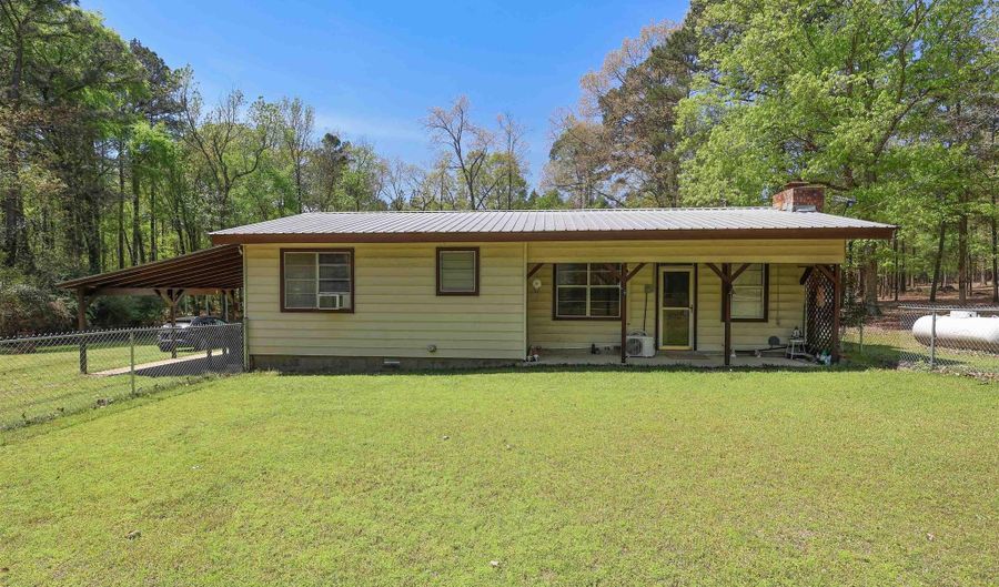 847 CENTRAL Rd, Arkadelphia, AR 71923 - 3 Beds, 2 Bath