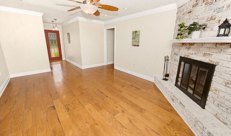 3053 Dena Lynn Ave, Baton Rouge, LA 70816 - 3 Beds, 2 Bath