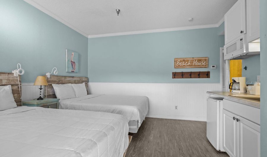 602 W Ft Macon Rd 249, Atlantic Beach, NC 28512 - 1 Beds, 1 Bath