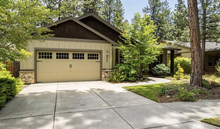60836 Yellow Leaf St, Bend, OR 97702 - 3 Beds, 2 Bath