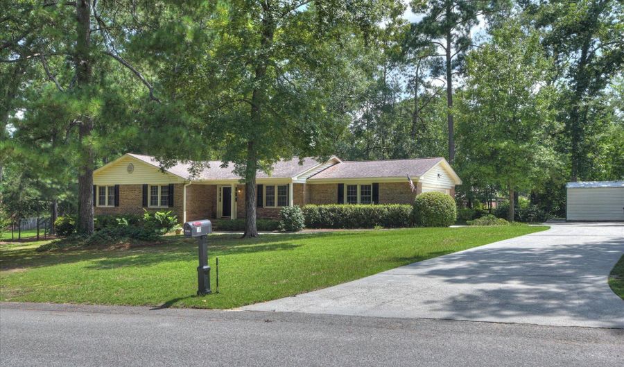 10 Deerwood Dr, Aiken, SC 29803 - 3 Beds, 2 Bath