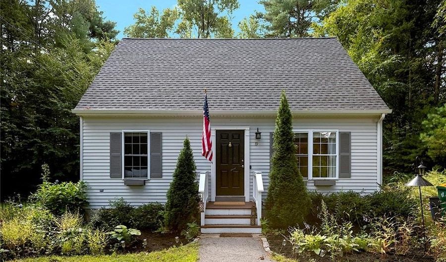 19 Narragansett Ave, Glocester, RI 02814 - 3 Beds, 2 Bath