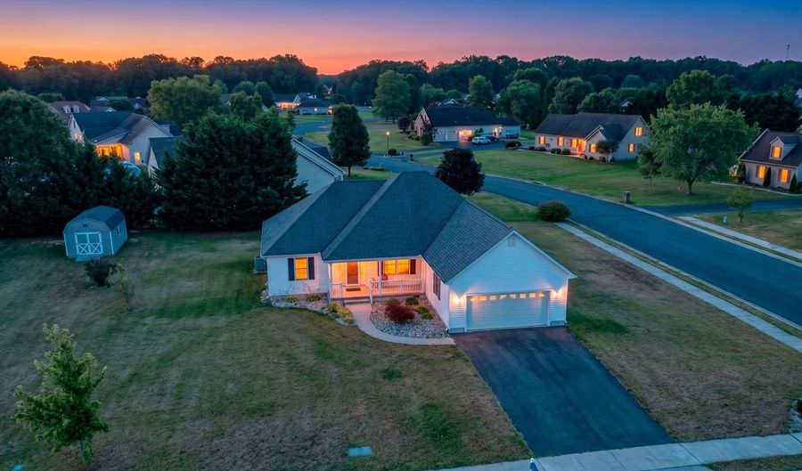 51 LULU Ln, Dover, DE 19901 - 4 Beds, 3 Bath